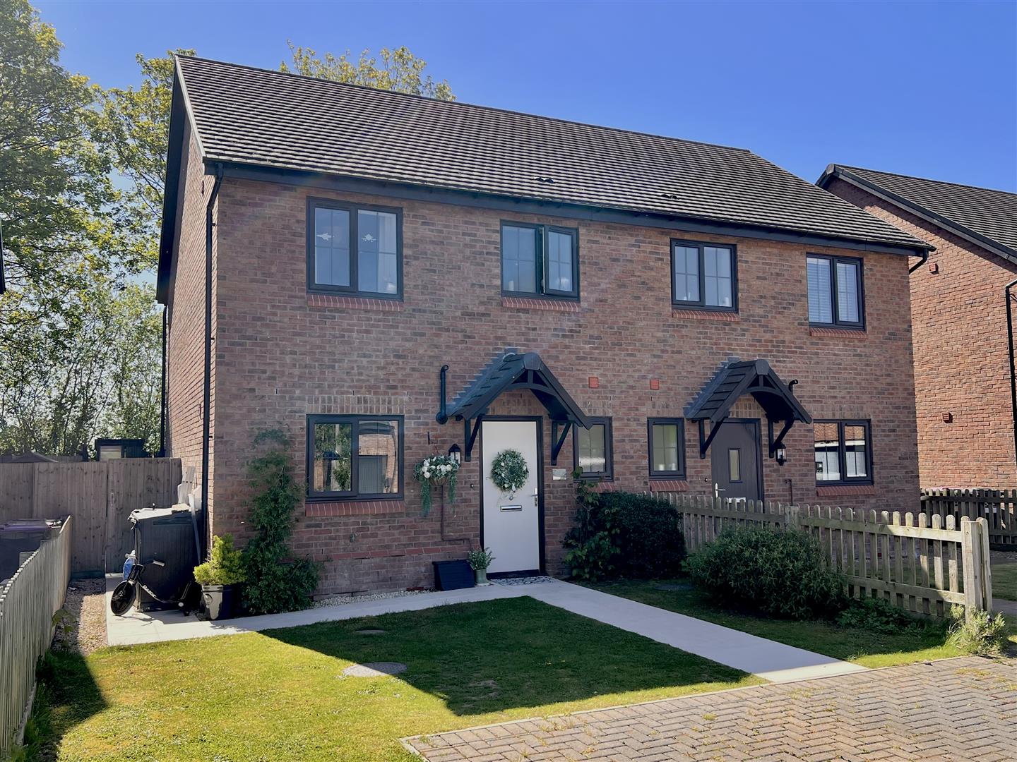5D Ash Grove, Shrewsbury, SY4 5RW For Sale